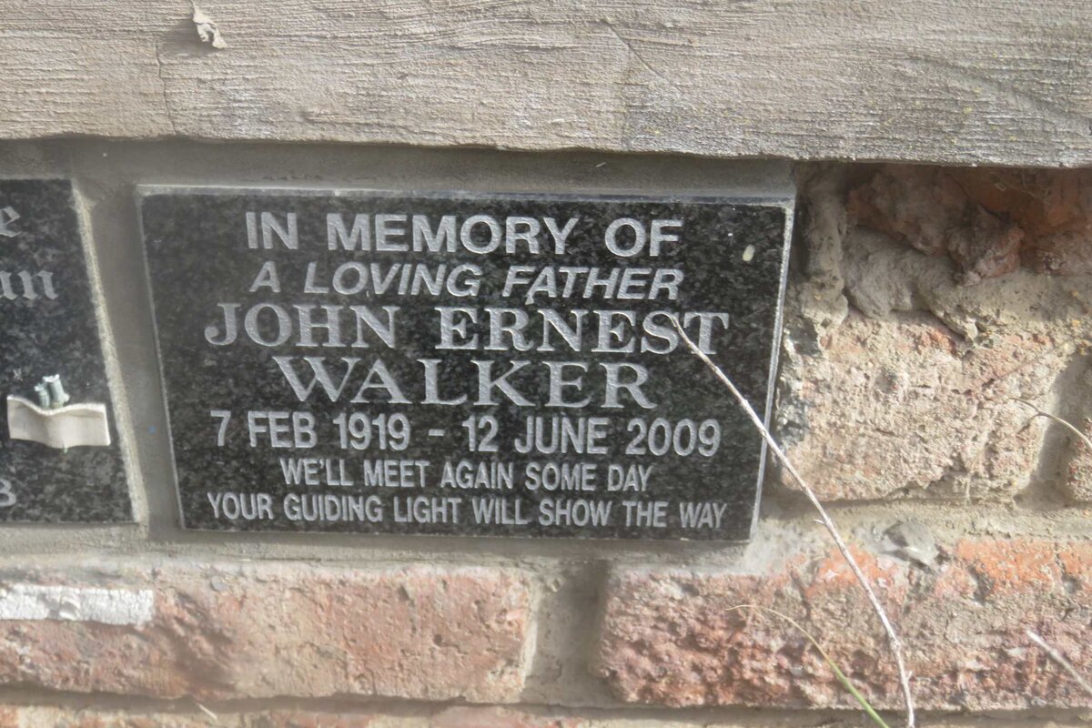 WALKER John Ernest 1919-2009