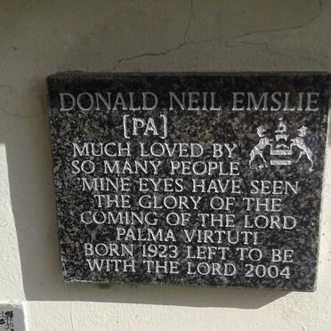 Eastern Cape, PORT ELIZABETH / GQEBERHA, Lorraine, Emmanuel Church, Memorial wall