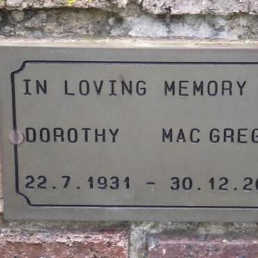 MAC GREGOR Dorothy 1931-2005