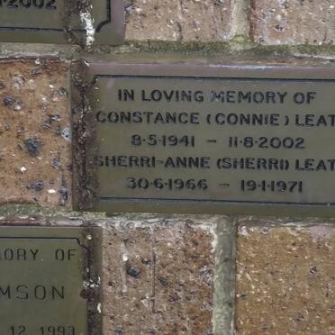 LEAT Constance 1941-2002 :: LEAT Sherri-Anne 1966-1971