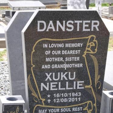 DANSTER Xuku Nellie 1943-2011