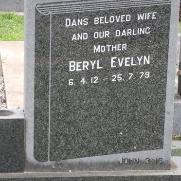 GRUNDLINGH Beryl Evelyn 1912-1979