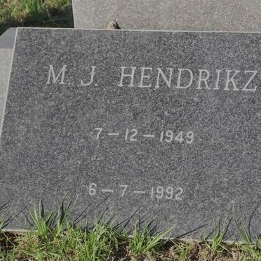HENDRIKZ M.J. 1949-1992