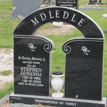 MDLEDLE Stephen Luyanda 1962-2005