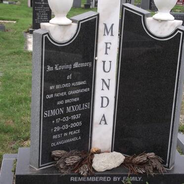 MFUNDA Simon Mxolisi 1937-2005