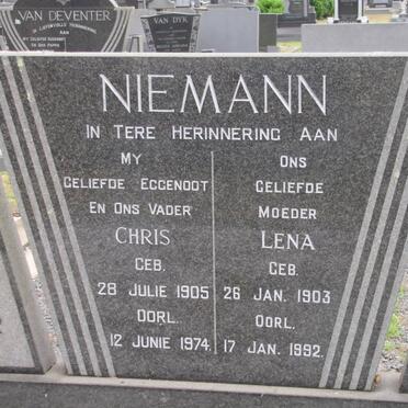 NIEMANN Chris 1905-1974 &amp; Lena 1903-1992