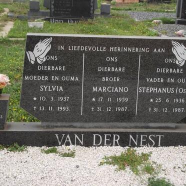 ROOYEN, van :: NEST, van der