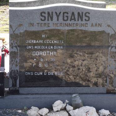 SNYGANS Dorothy 1935-1975