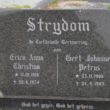 STRYDOM Gert Johannes Petrus 1906-1985 &amp; Erica Anna Christina 1919-1974