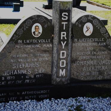 STRYDOM Stefanus Johannes 1923-1977 &amp; Johanna Jacoba Alekziena 1925-1987