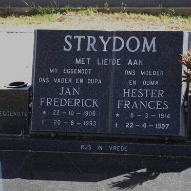 STRYDOM Jan Frederick 1906-1993 &amp; Hester Frances 1914-1997