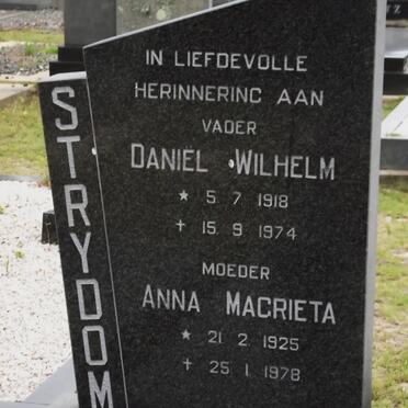 STRYDOM Daniel Wilhelm 1918-1974 &amp; Anna Magrieta 1925-1978