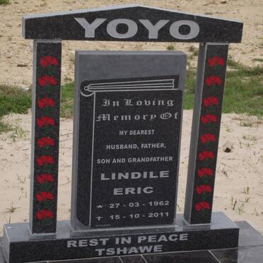 YOYO Lindile Eric 1962-2011