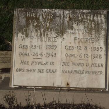 FOURIE Christian W.F. 1859-1943 &amp; Aletta E.J. 1859-1928