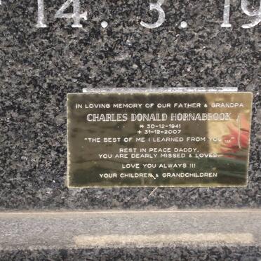 HORNABROOK Gertrude Gloria ROBERTSON 1942-1988 &amp; Charles Donald 1941-2007