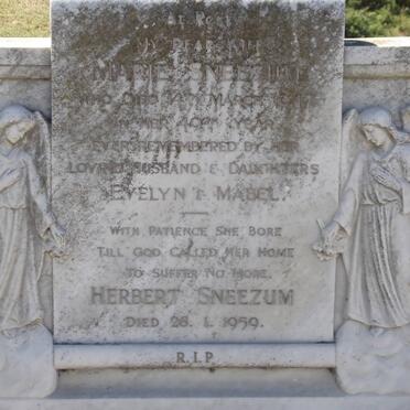 SNEEZUM Marie -1947 &amp; Herbert -1959