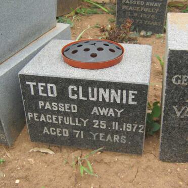 CLUNNIE Ted -1972