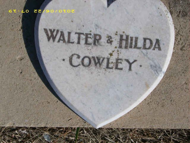 COWLEY Walter &amp; Hilda