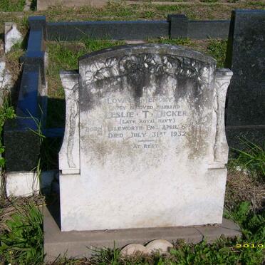 DICKER Leslie T. 1901-1932