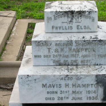 HAMPTON Phyllis Elsa -1927 :: HAMPTON Mavis H. 1914-1938