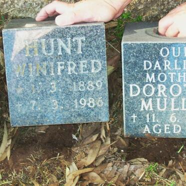 HUNT Winifred 1889-1986 :: MULLER Dorothy -1984