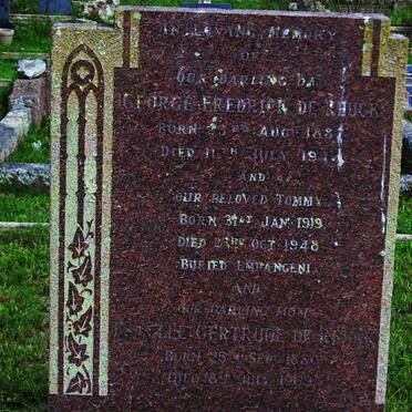 REUCK George Frederick , de 1887-1944 &amp; Estelle Gertrude 1886-1969 :: DE REUCK Tommy 1919-1948