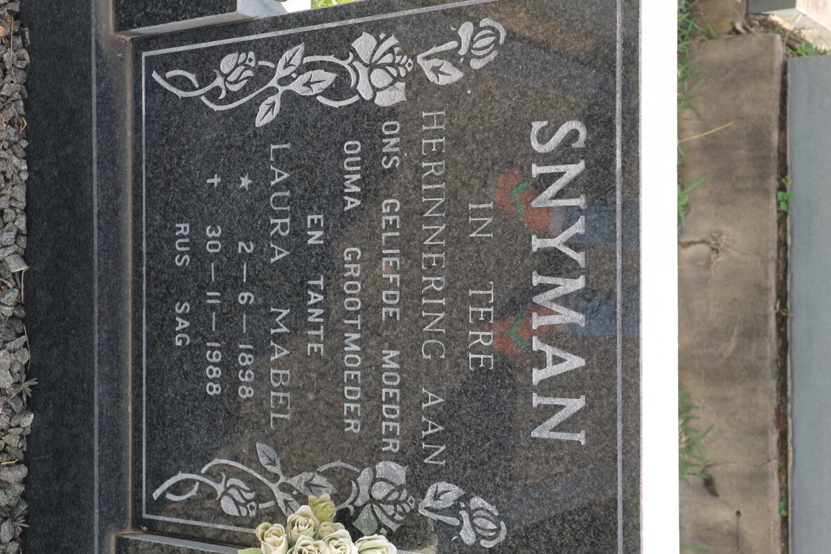 SNYMAN Laura Mabel 1898-1988