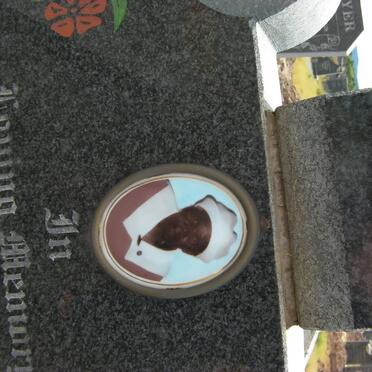 GCUMENI Mkalutshaba No-Amen Mirriam 1910-1998