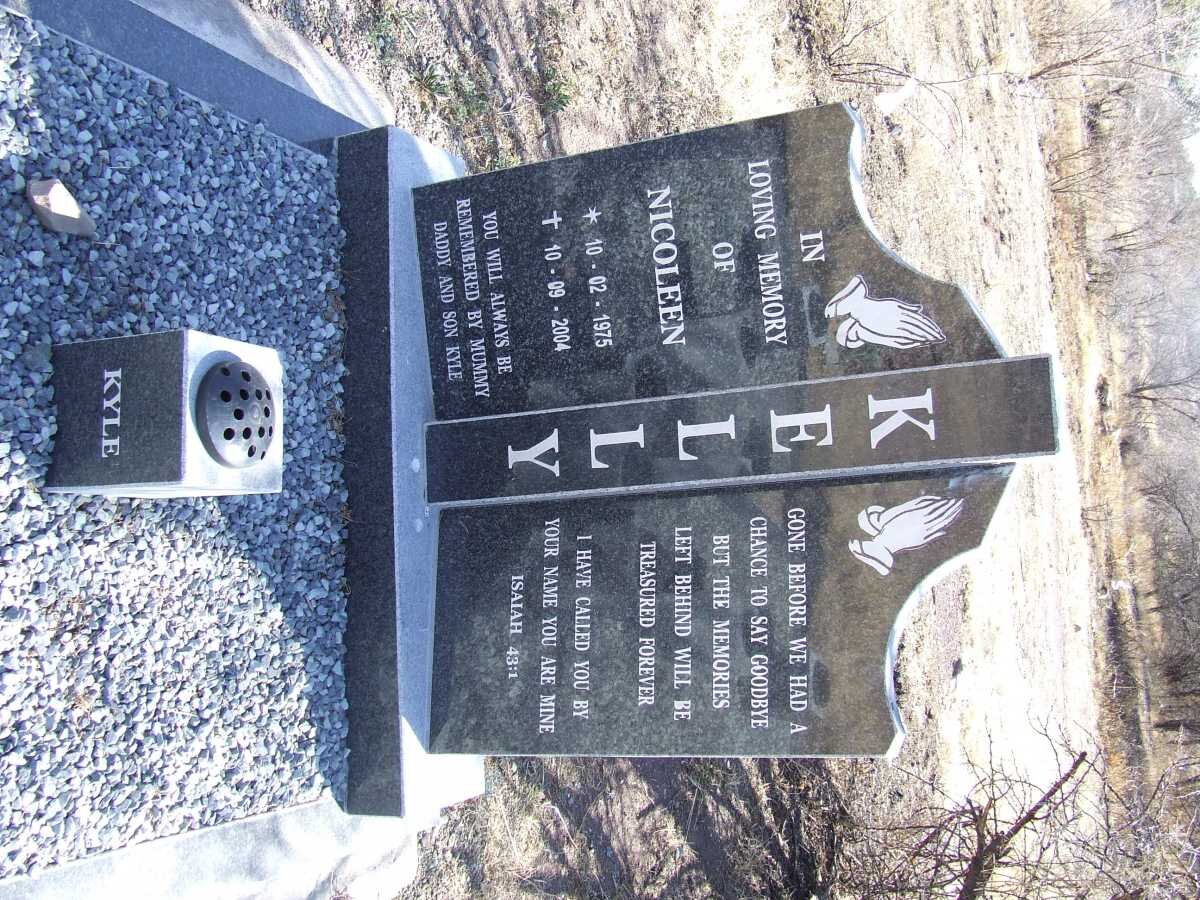 KELLY Nicoleen 1975-2004