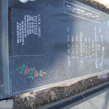 PIETERSE Johannes J. 1929-1996 &amp; Anna I. 1935-1990 :: PIETERSE A.J.W.M. 1957-2009 