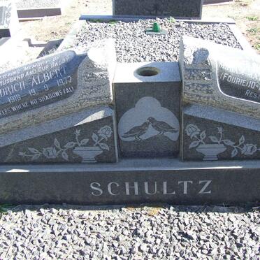 SCHULTZ Friedrich Albert 1918-1972 &amp; Mirriam Matilda Marillier FOURIE 1936-1976