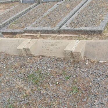 STONE Kenneth -1947 :: STONE M.P. 1898- :: STONE Emily Annie -1959