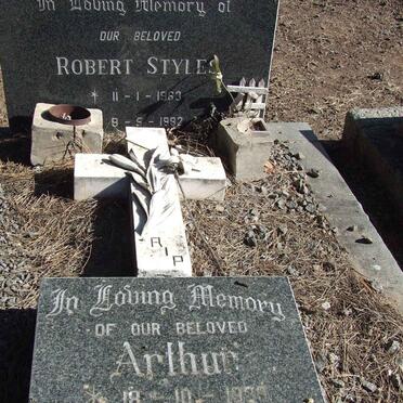 STYLES Robert 1963-1982 :: STYLES Arthur 1939-1990