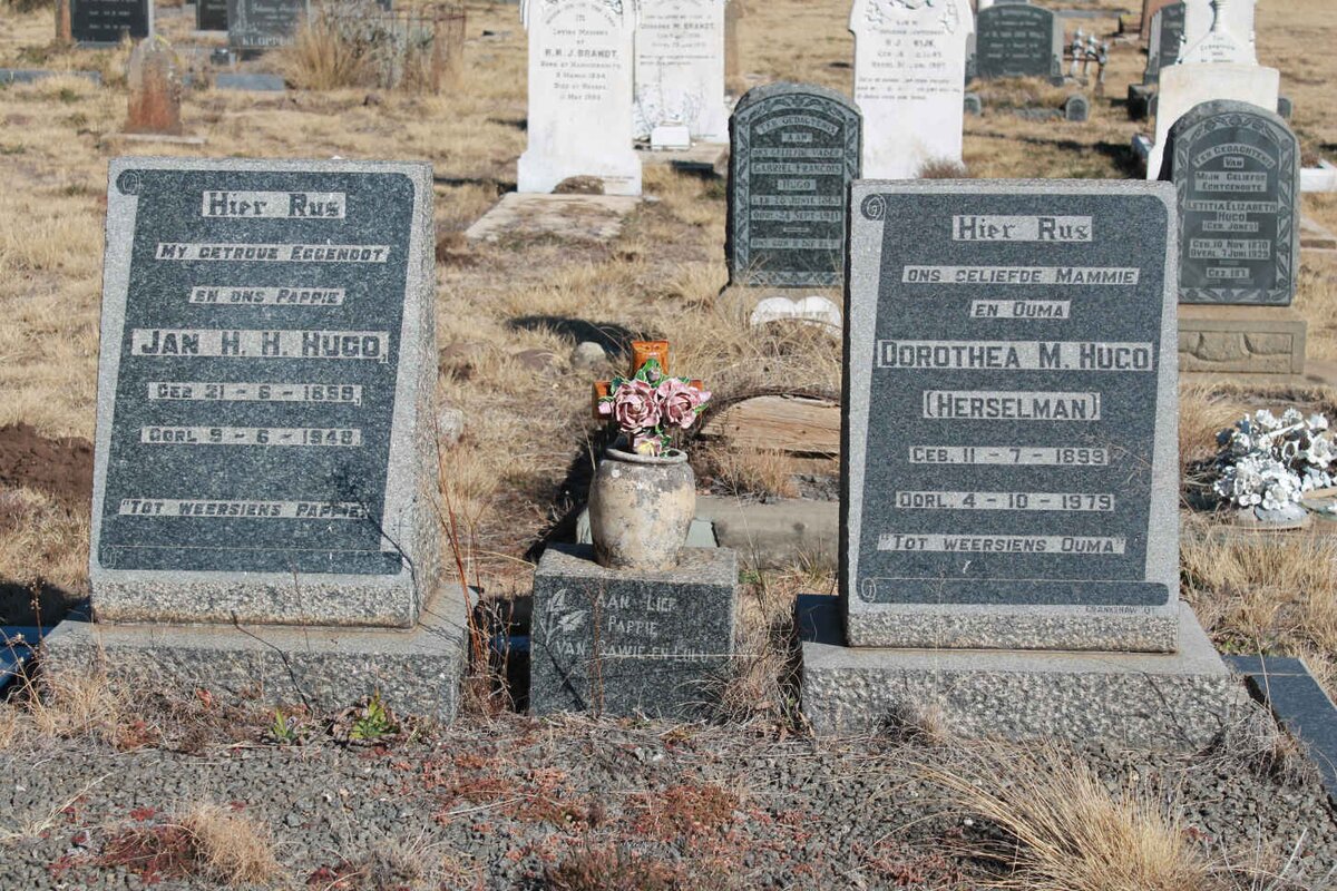 HUGO Jan H.H. 1899-1948 &amp; Dorothea M. HERSELMAN 1899-1979