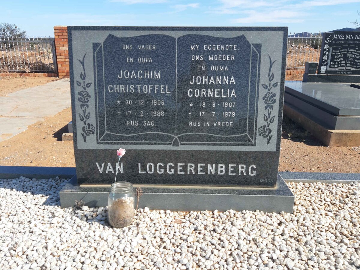 LOGGERENBERG Joachim Christoffel, van 1906-1988 &amp; Johanna Cornelia 1907-1979