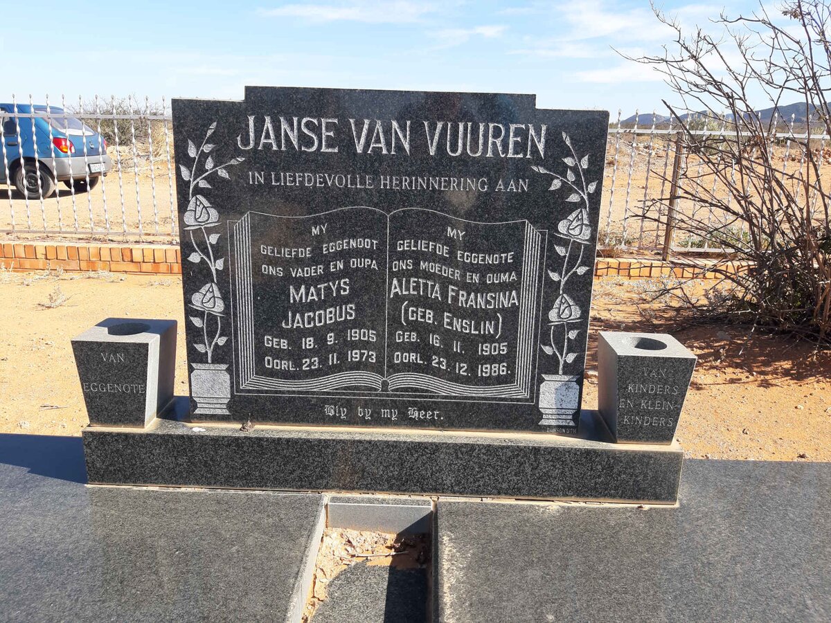 VUUREN Matys Jacobus, Janse van 1905-1973 &amp; Aletta Fransina ENSLIN 1905-1986