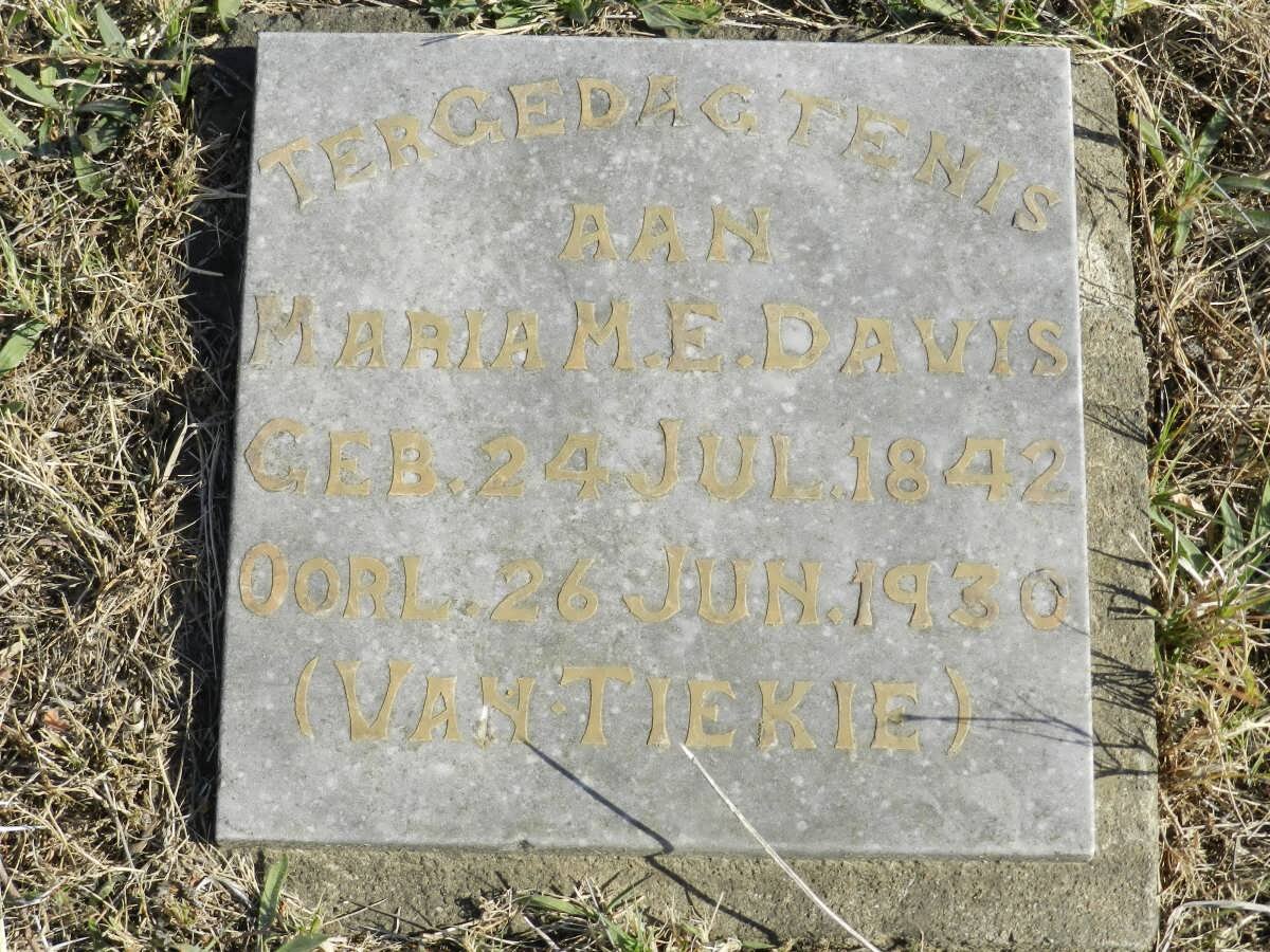 DAVIS Maria M.E. 1842-1930
