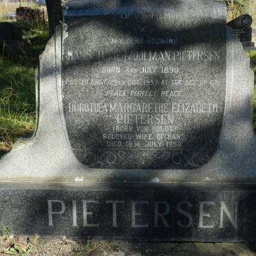 PIETERSEN Hans Jurie Moolman 1890-1953 &amp; Dorothea Margarethe Elizabeth VON HOLDT -1958