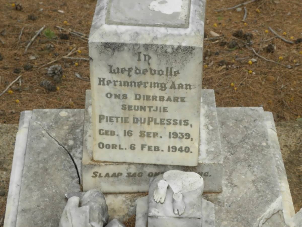 PLESSIS Pietie, du 1939-1940