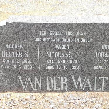 WALT Nicolaas, van der 1878-1929 &amp; Hester S. 1883-1958 :: VAN DER WALT Johannes C. 1903-1924