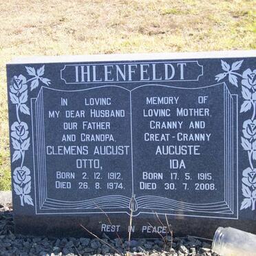 IHLENFELDT Clemens August Otto 1912-1974 &amp; Auguste Ida 1915-2008