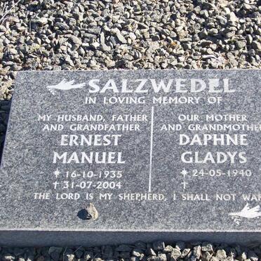 SALZWEDEL Ernest Manuel 1935-2004 &amp; Daphne Gladys 1940-