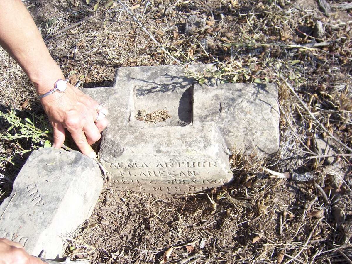 FLANEGAN Alma Arthur  -1905