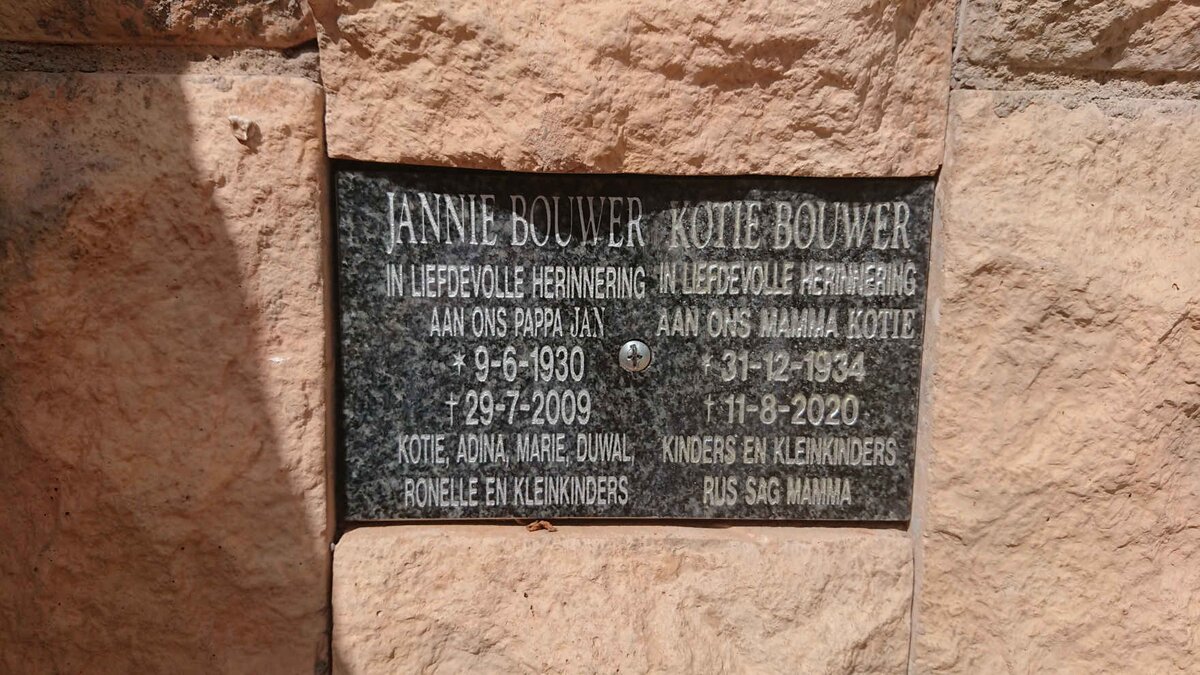 BOUWER Jannie 1930-2009 &amp; Kotie 1934-2020