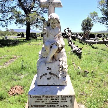 L - Vanne :: Surnames - L