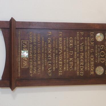 1. World War 1914-1918 Memorial Plaque.