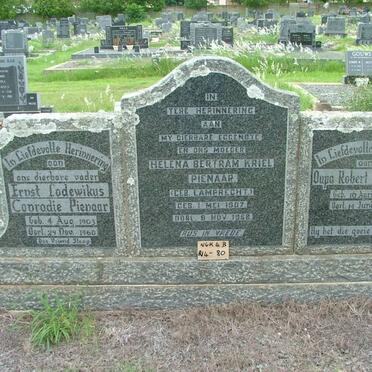 LAMPRECHT Robert 1875-1900 :: PIENAAR Ernst Lodewikus Conradie 1903-1960 &amp; Helena Bertram Kriel LAMPRECHT 1907-1958