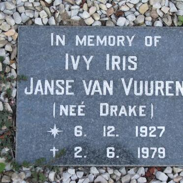 V - Vanne :: Surnames - V