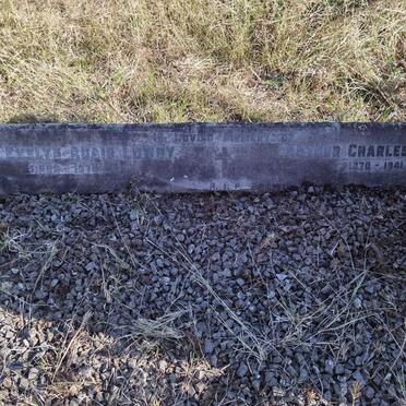 LOWRY Arthur Charles 1870-1941 &amp; Hilda Evelyn Adair 1882-1970