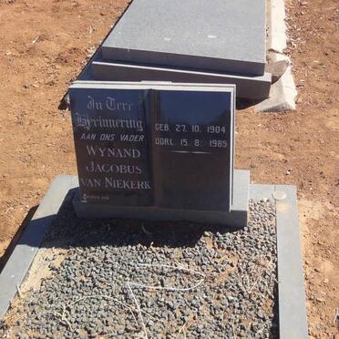 N - Vanne :: Surnames - N